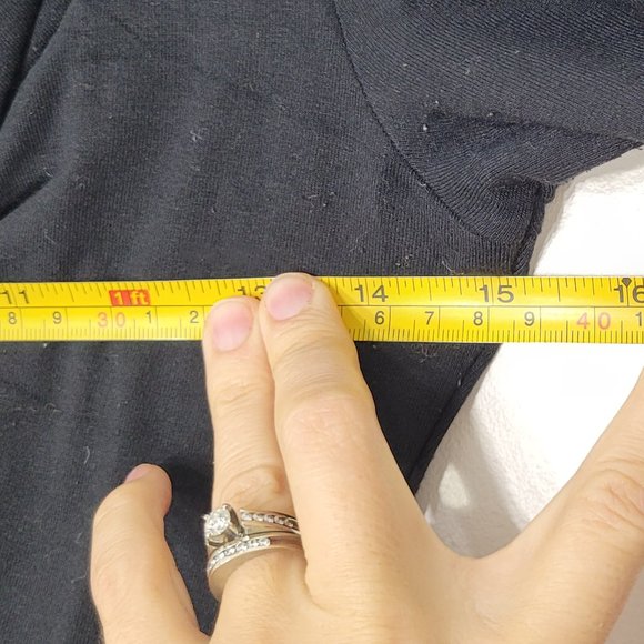 White House Black Market Women's Navy 3/4 Sleeve V-Neck Twisted Front Blouse XS - Picture 9 of 10